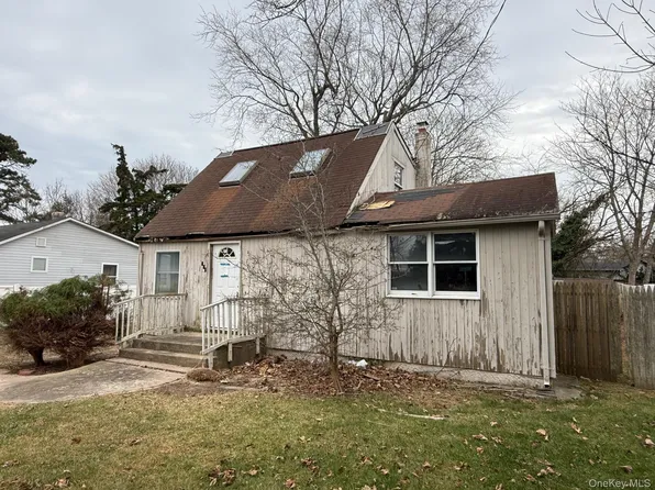 184 Bayview Drive, Mastic Beach, NY 11951