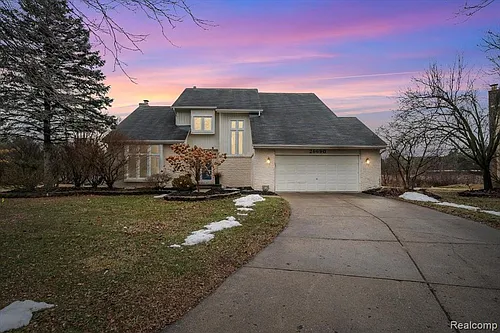 29690 Canterbury Ct Photo 1