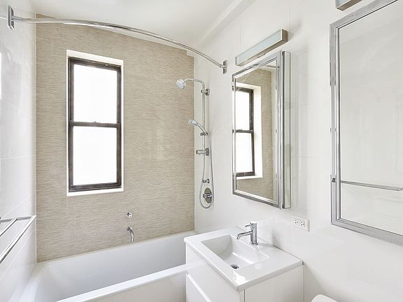 5th image of 535 W 110th St APT 3A