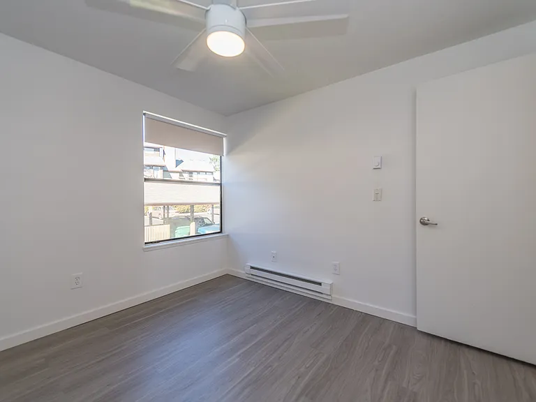 Hallwood Apartments — Photo 43