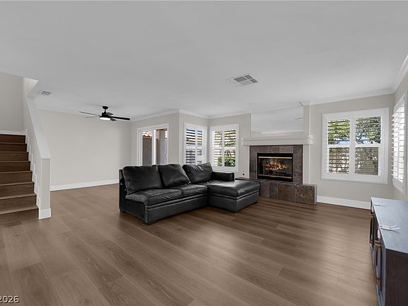 5th image of 2324 Babcock Dr