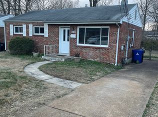 8448 Braddock Dr, Saint Louis, MO
