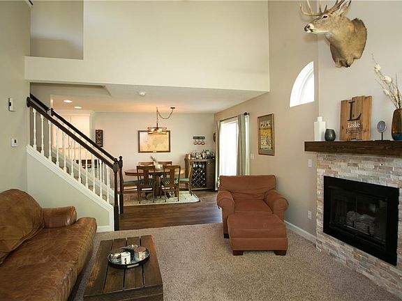 4th image of 150 S Prairie View Dr Unit 404