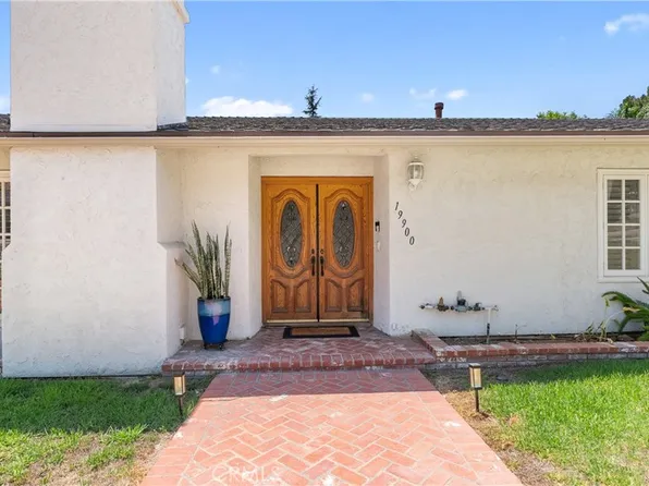 19900 Hiawatha St, Chatsworth, CA 91311