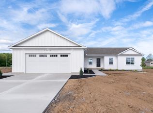 12112 Olivia Dr, Middleville, MI 49333