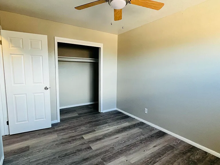419 Dallas St SE #A — Photo 28