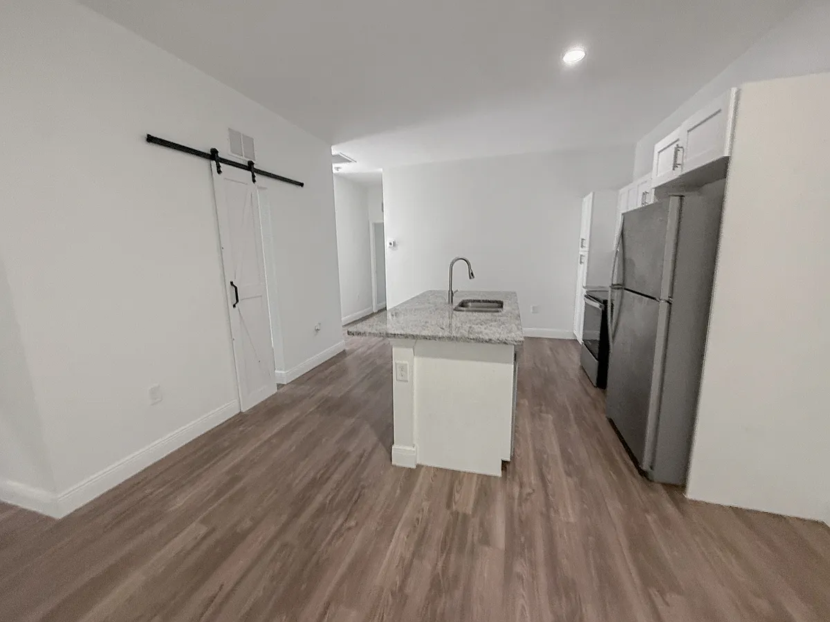 Building Photo - 448 Grant Blvd #1