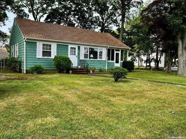 73 Washington Avenue, Port Jefferson Station, NY 11776