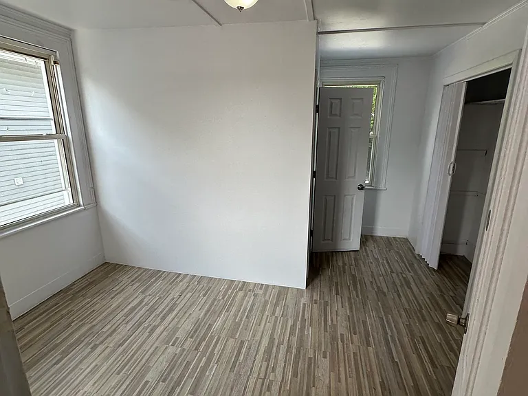 153 Ward St — Photo 9