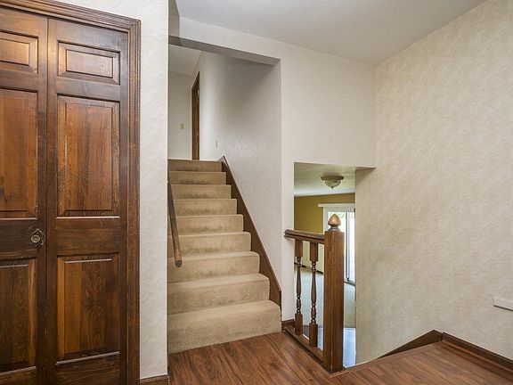 5th image of 1210 Glenwood Park Dr