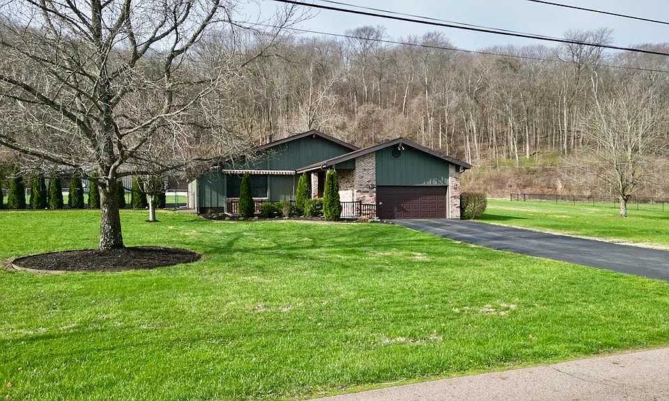 1st image of 1445 Lake Dr
