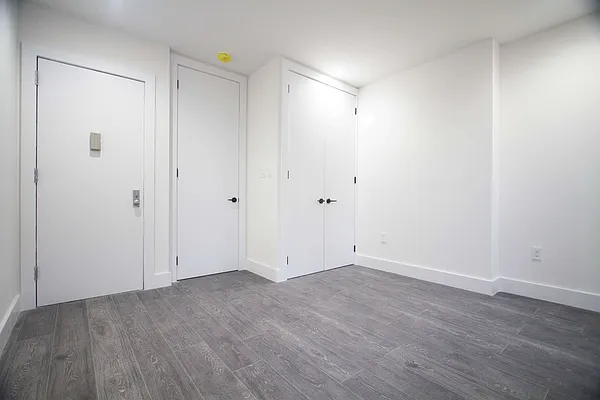 Rented by Nooklyn NYC LLC | media 24