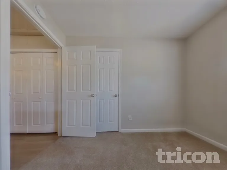1047 Winterglen Way — Photo 14