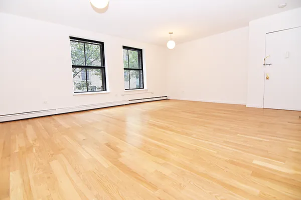 Rented by Bohemia Realty Group | media 11