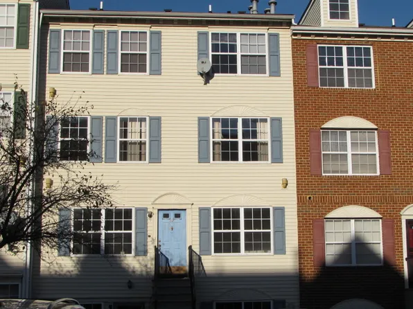 81 Vaughan Dr #805, Newark, NJ 07103