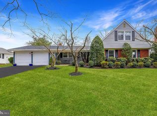 130 Club House Dr, Willingboro, NJ 08046