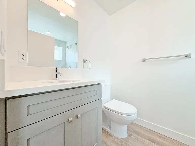 1743 Armacost Ave — Photo 36