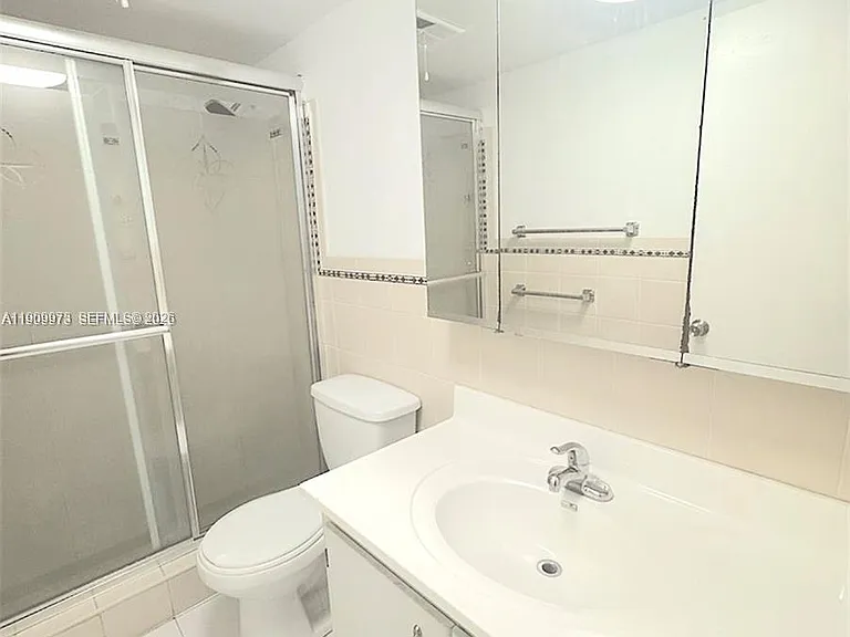 20120 NE 2nd Ave #W27 — Photo 13