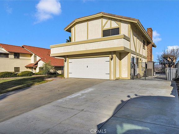 2nd image of 13685 Hidden Valley Rd