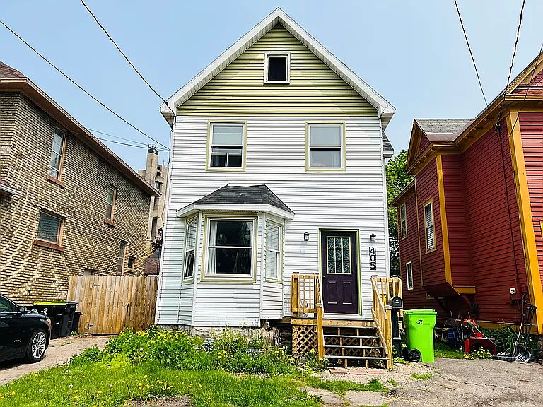1st image of 405 Cedar St