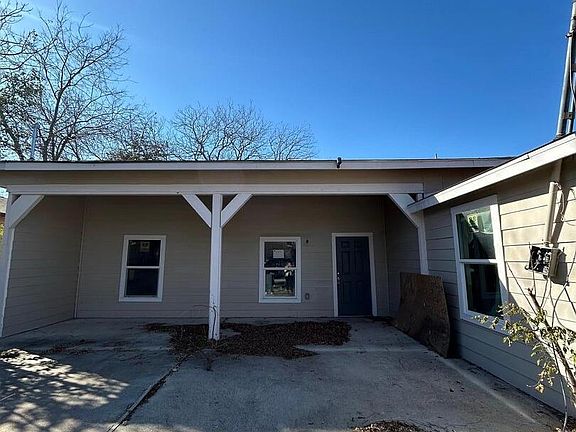 2nd image of 511 N SAN JOAQUIN AVE