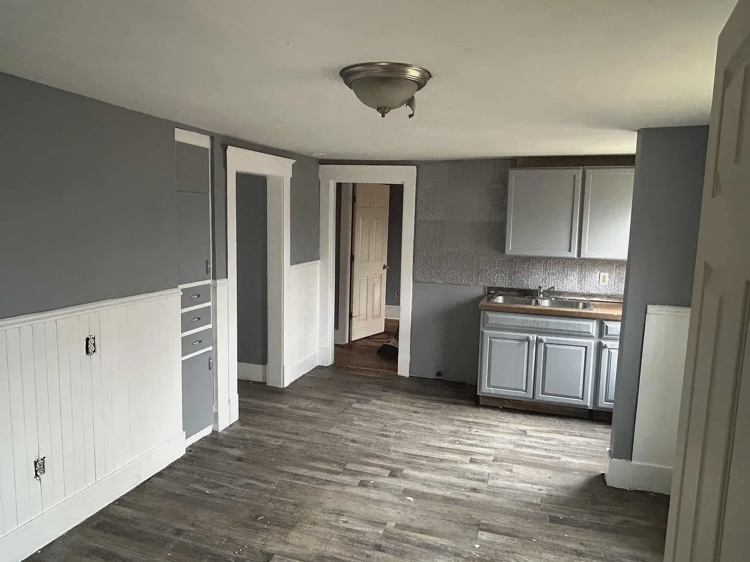 205 Lenox Ave — Photo 2