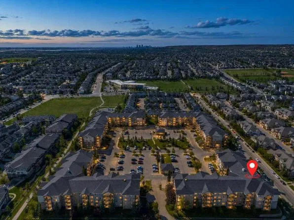 60 W Panatella St NW #4304, Calgary, AB T3K 0M1