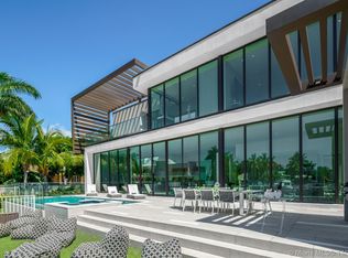 3260 NE 165th St #NA, North Miami Beach, FL 33160