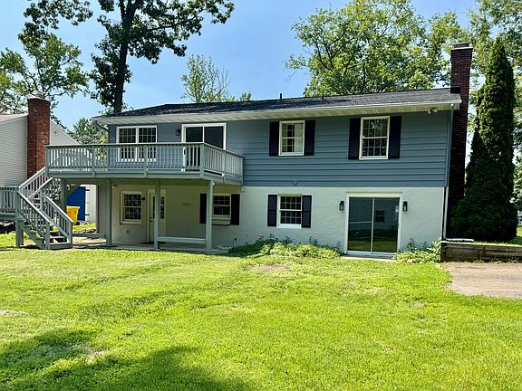 2nd image of 230 Cape Saint John Rd