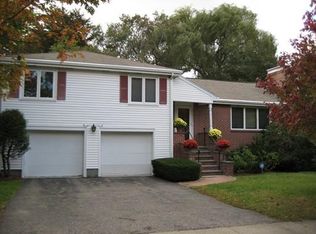 237 Dedham St, Newton, MA 02461