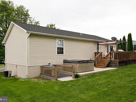2nd image of 8015 Hillside Dr