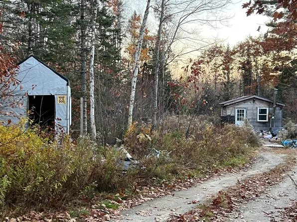 15 Sunfish Lane, Surry, ME 04684