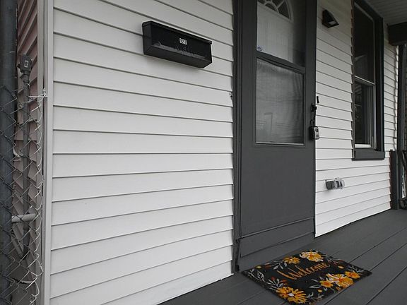 4th image of 127 W 9th St