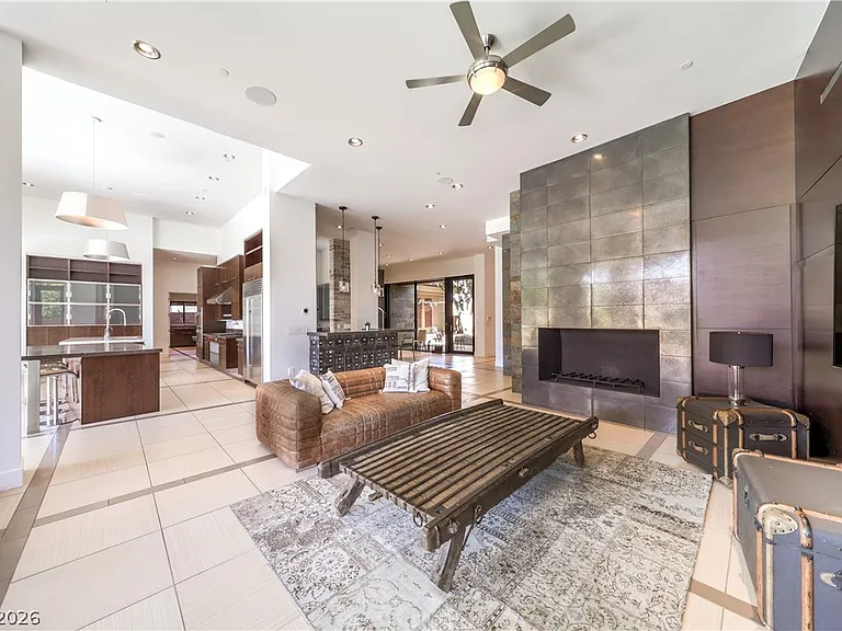 1501 Foothills Village Dr — Photo 18