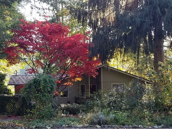 3rd image of 8510 71st St NW