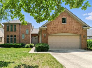 2471 Augusta Way, Highland Park, IL 60035
