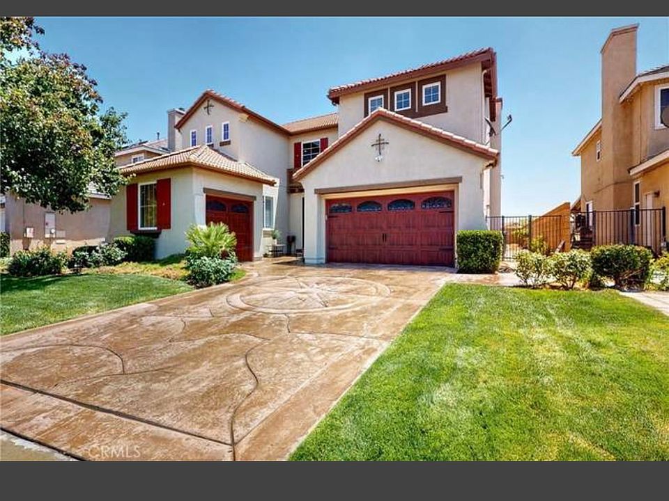 1st image of 43244 Yaffa St