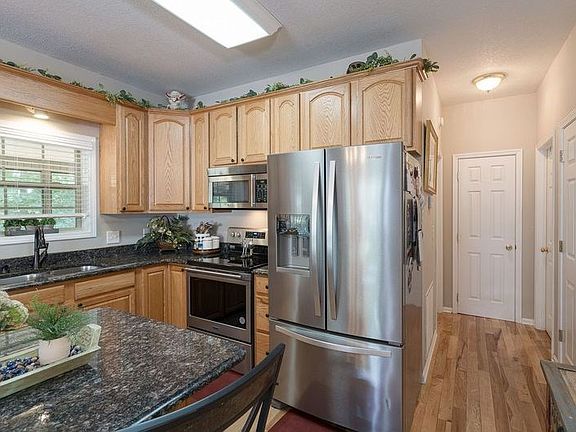 3rd image of 334 Avery Scroggs Rd