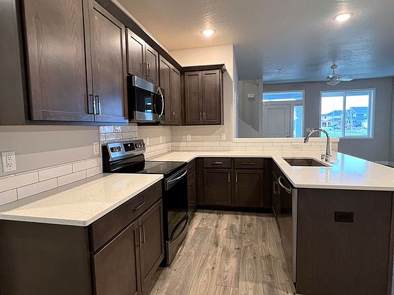 5th image of 2535 Brodie Ln