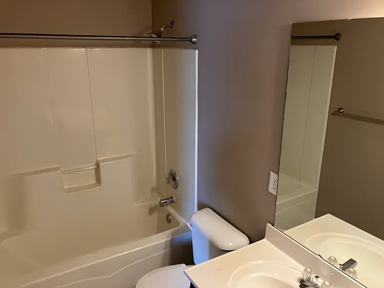 43 Poole Ct — Photo 8