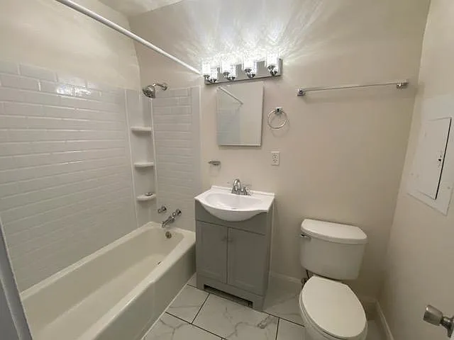 4 Bixby Hill Rd #11 — Photo 7