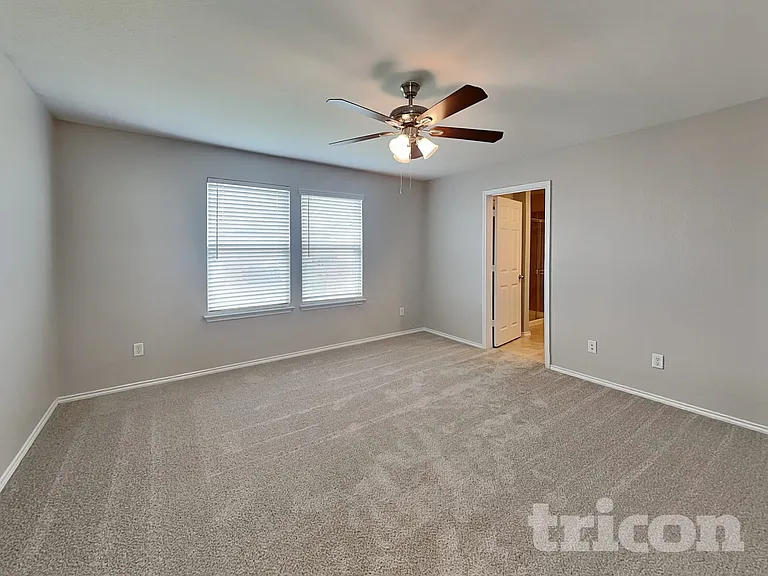10355 Dunlap — Photo 8