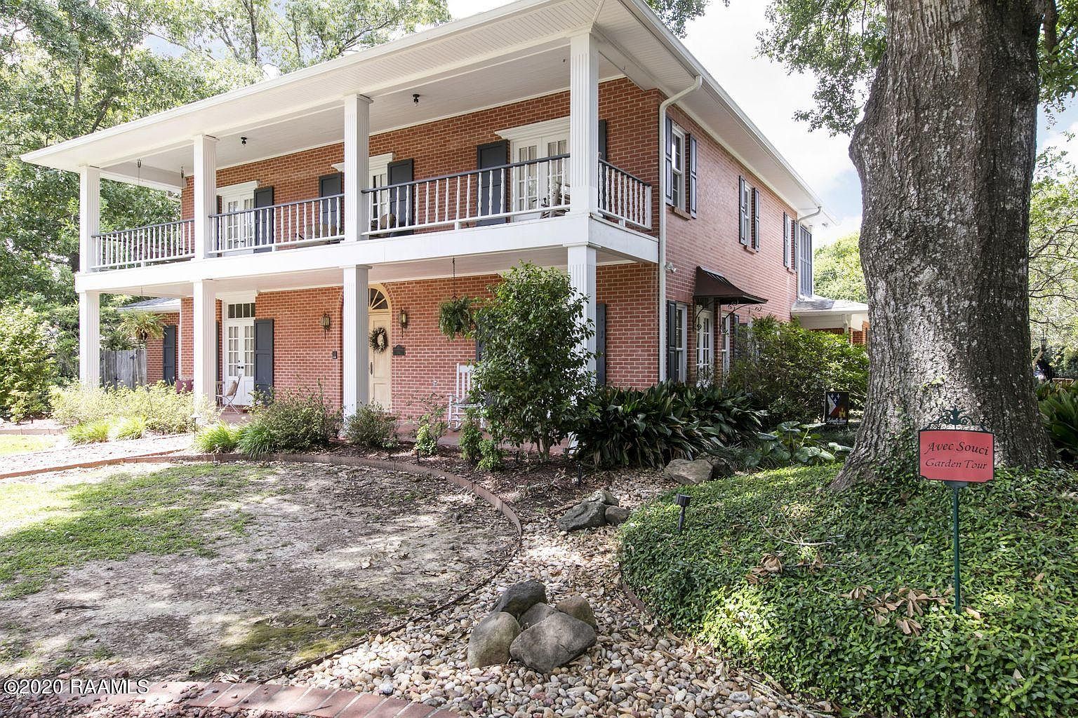 1306 E Bayou Pkwy, Lafayette, LA 70508 Zillow