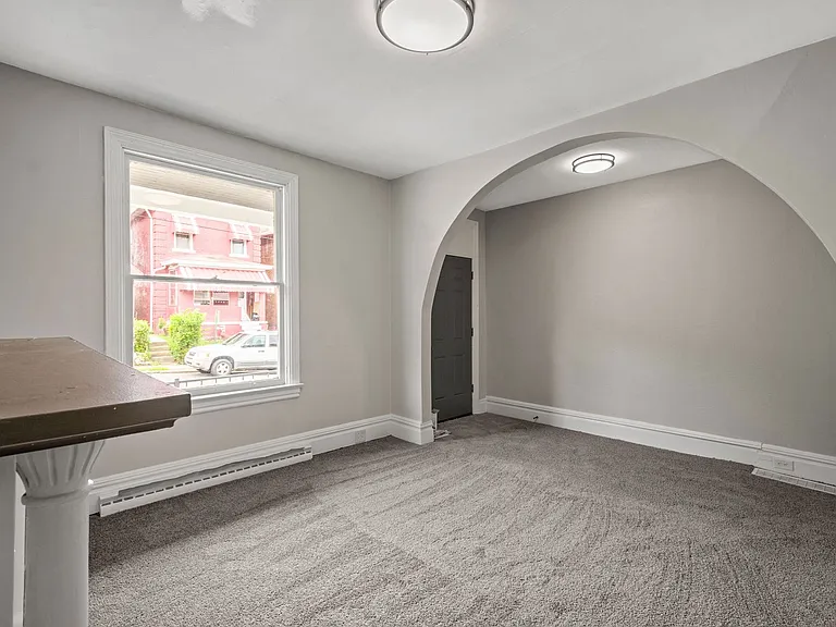 1319 Hays St — Photo 5