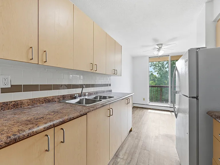 333 Quigley Rd — Photo 7