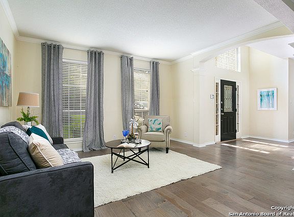 4th image of 18310 Beargrass Ct