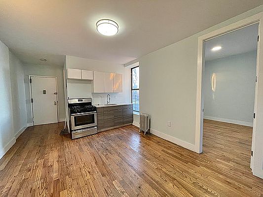 1st image of 3013 Newkirk Ave APT 5