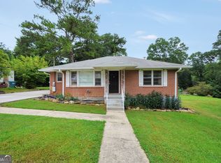 1172 Elaine Dr, Forest Park, GA 30297