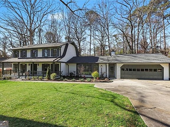 5th image of 7070 Glenridge Dr