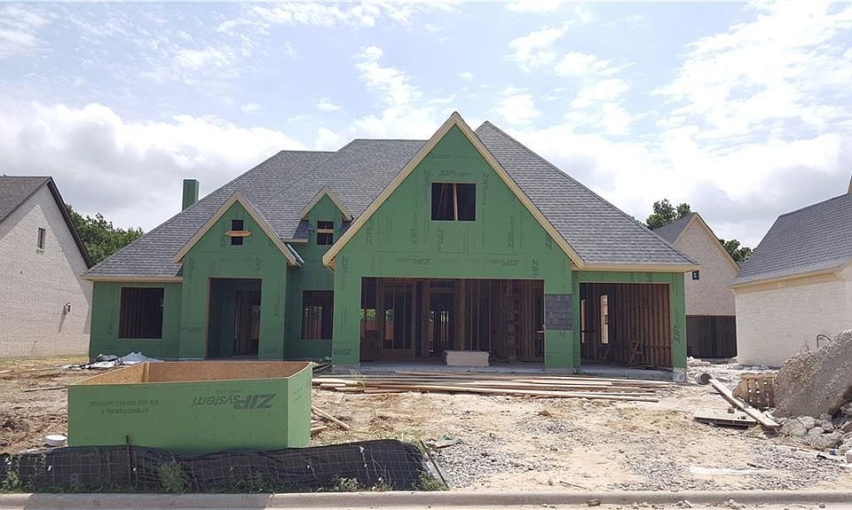 1st image of 2829 Riverbrook Way